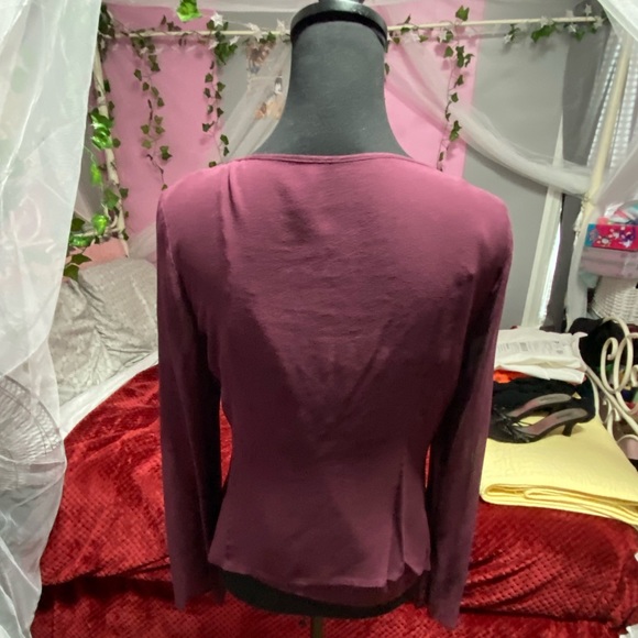 Woman’s size L blouse with silk camisole under - Picture 3 of 5